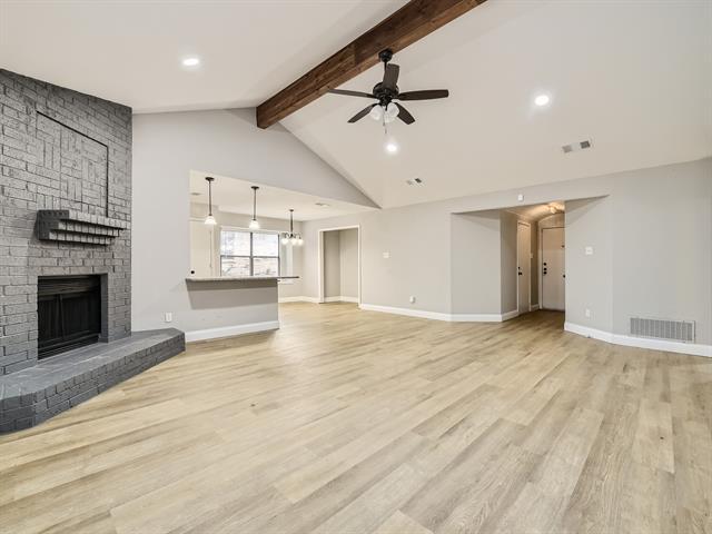 Foto del edificio - 2625 Danberry Ln