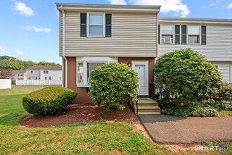 Building Photo - 8 Allspice Ln