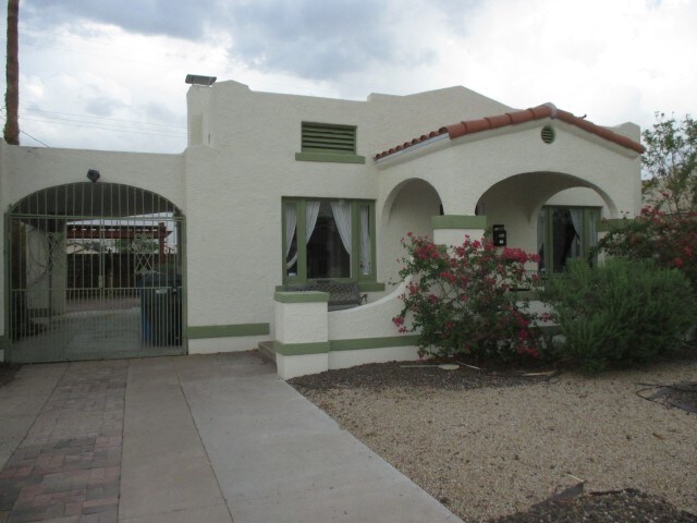 Building Photo - Historic Home in Downtown Phoenix!