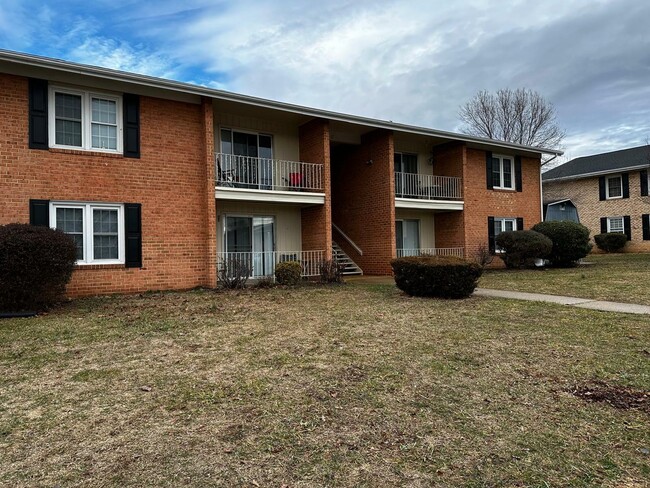 Verona Va Apartments