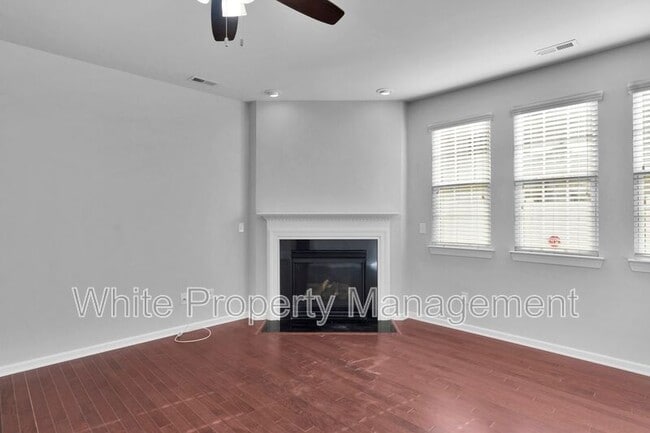 Building Photo - 12352 Red Rust Ln