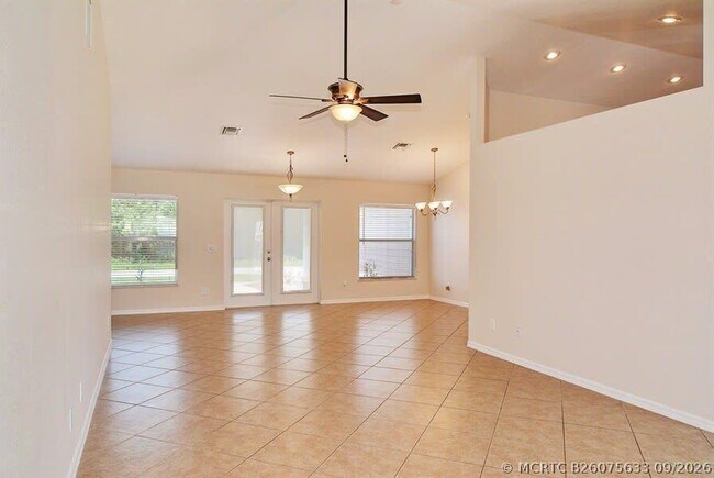 Foto del edificio - 3597 SW Ronald St