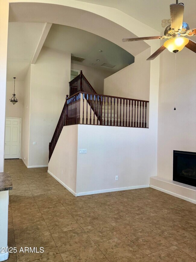 Foto del edificio - 2216 W Blaylock Dr