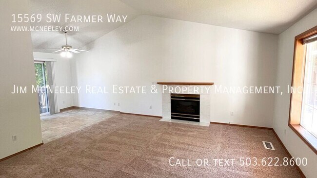 Foto del edificio - 15569 SW Farmer Way