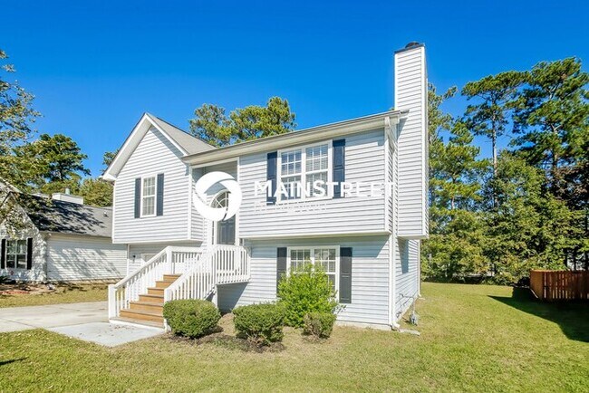 Foto del edificio - 3 Bedroom Pet-Friendly Home in Union City, GA with Main Street Renewal