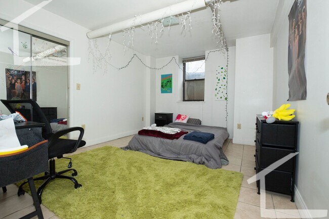 Foto del edificio - SEPT Spacious 3bed w/ 2 full bath in Brigh...