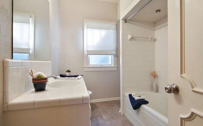 Building Photo - 508 Foreman Dr