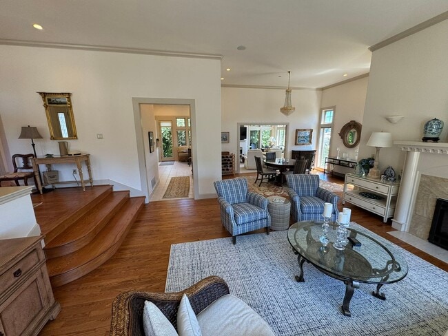 Foto del edificio - 4bd/4ba Kirkland House