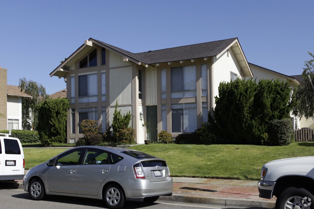 Primary Photo - 24441 Alta Vista Dr