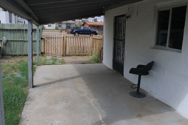 Foto del edificio - 3014 Richmond Ave