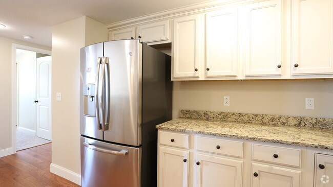 Cocina - Eagle View Luxury Apartments