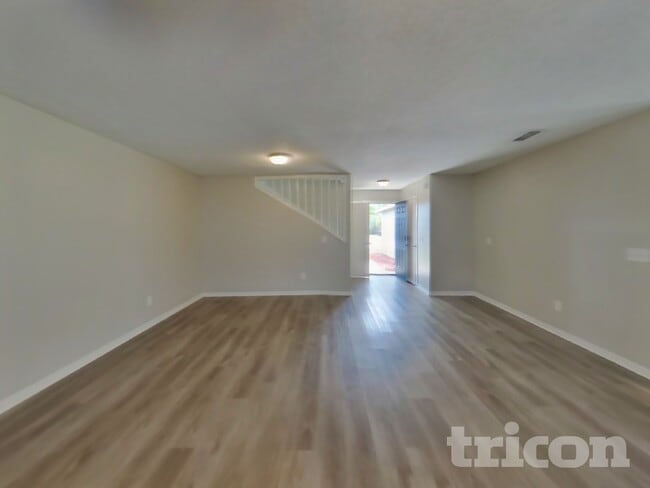 Building Photo - 6747 Long Meadow Cir S