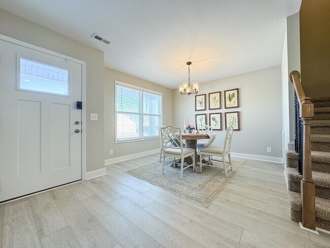 Foto del edificio - 230 Wexford Wy