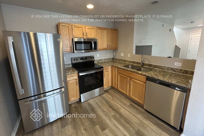 Building Photo - 1343 Flycatcher Ave