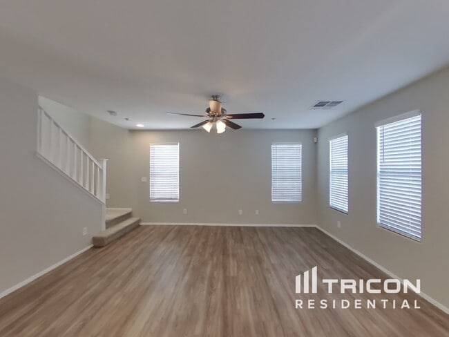 Building Photo - 4758 Priory Gardens Street Las Vegas NV