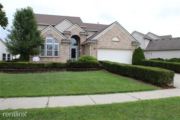 Foto principal - 5531 Redbud Ct