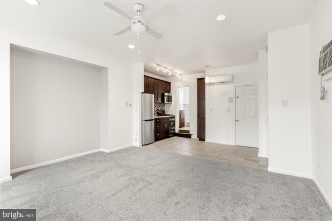 Foto del edificio - 2332 Poplar St