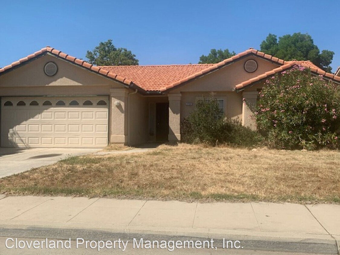 3 br, 2 bath House 2720 Jenni Ave. House Rental in Sanger, CA