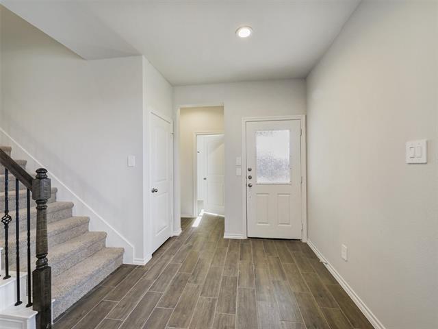 Building Photo - 3306 Dahlia Dr
