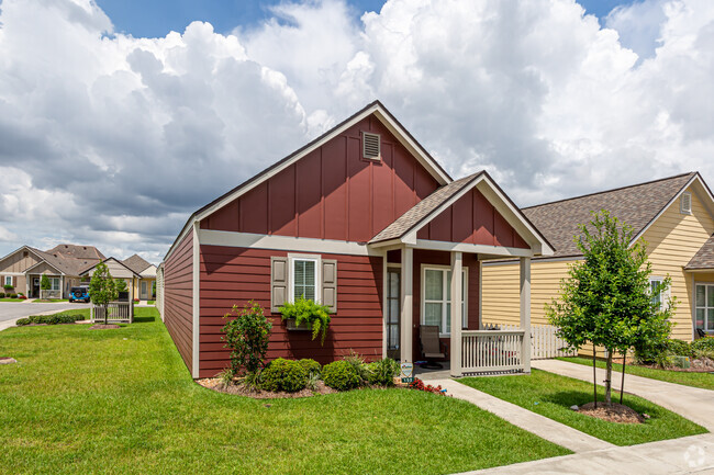 Building Photo - The Cottage at East Broussard