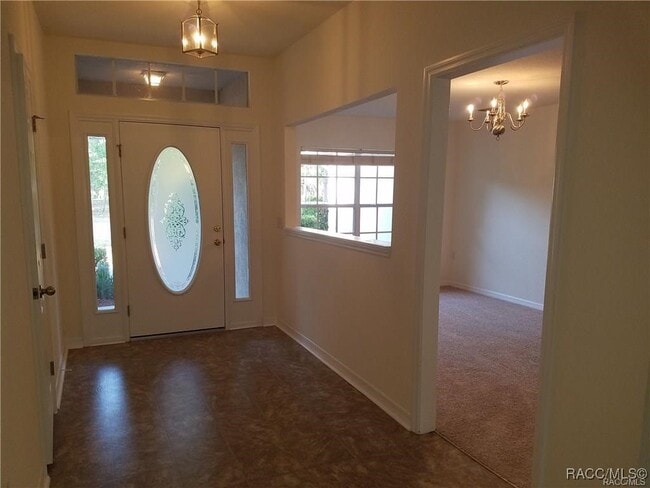 Building Photo - 12 Bellis Ct