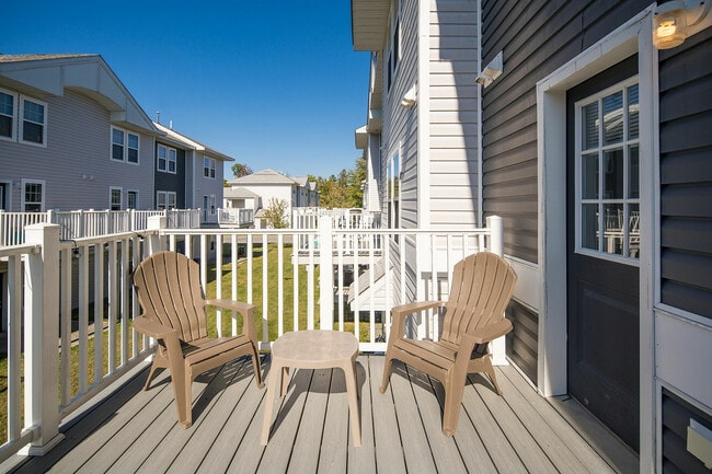 Model Balcony - Acadia Heights
