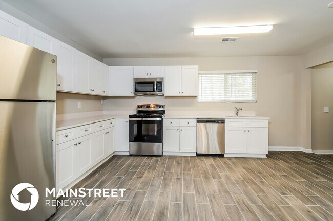 Foto del edificio - 3715 Meadowview Dr