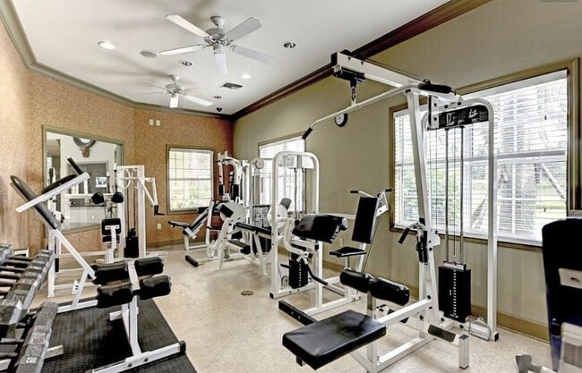 Building Photo - 1110 Villagio Cir