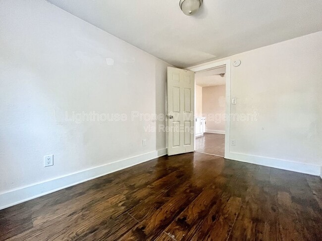 Building Photo - 2825 Sanford St