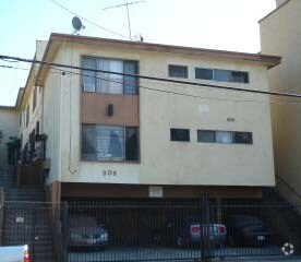Building Photo - 306 N Bonnie Brae St