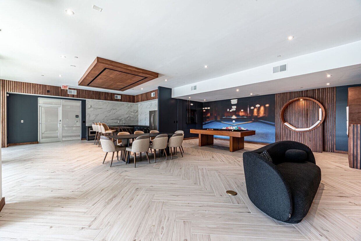 Foto del edificio - 8877 Lakes at 610 Dr