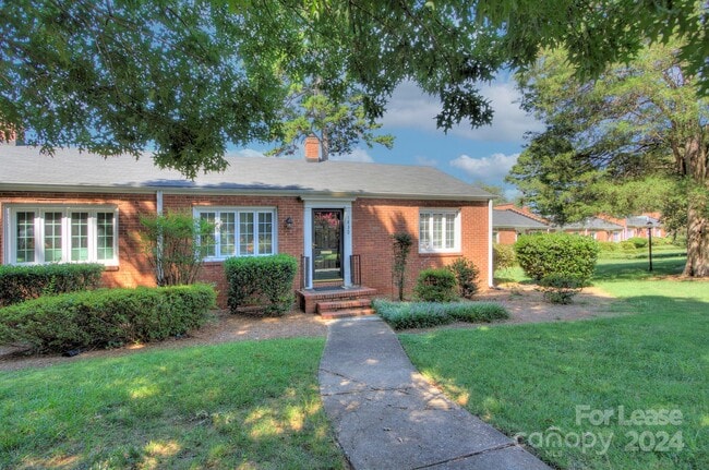 Building Photo - 1830 Jameston Dr