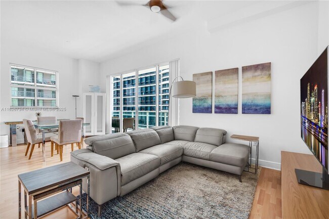 Building Photo - 1250 S Miami Ave