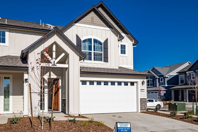 Foto del edificio - 9037 Summit Ln