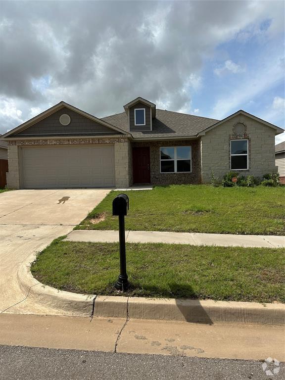 Building Photo - 1805 Jack Rabbit Ln