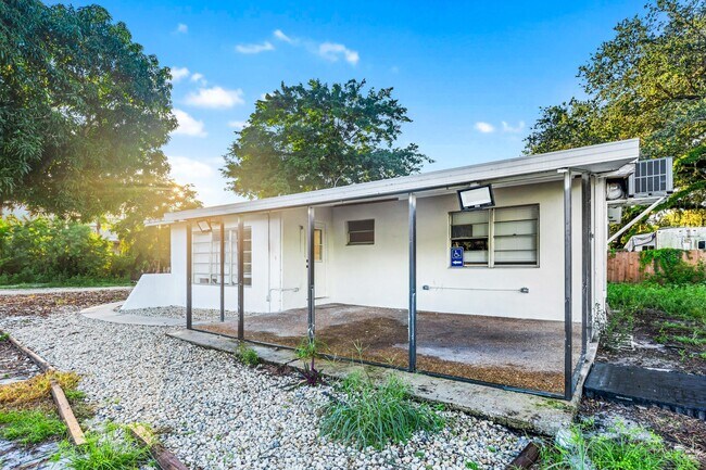 Foto del edificio - 3360 N 57th Dr