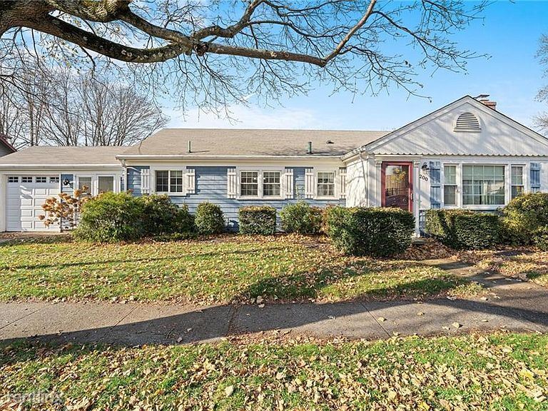Foto principal - 3 br, 2 bath House - 200 Highland Ave