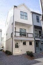 Building Photo - 728 Perch Pl