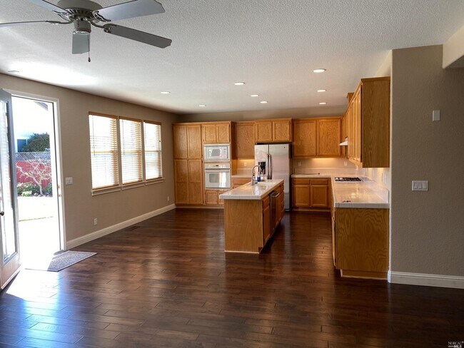 Building Photo - 7766 Foppiano Way
