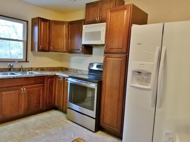 Foto del edificio - Very nice 3BR Rancher with appliances near Shunga Trails!