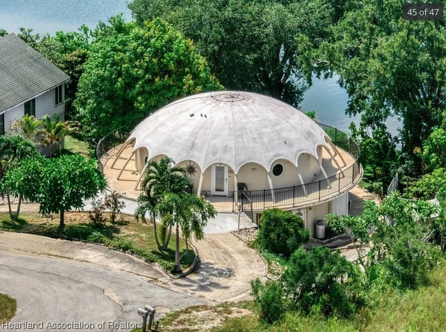 Foto del edificio - 203 Rachard Blvd
