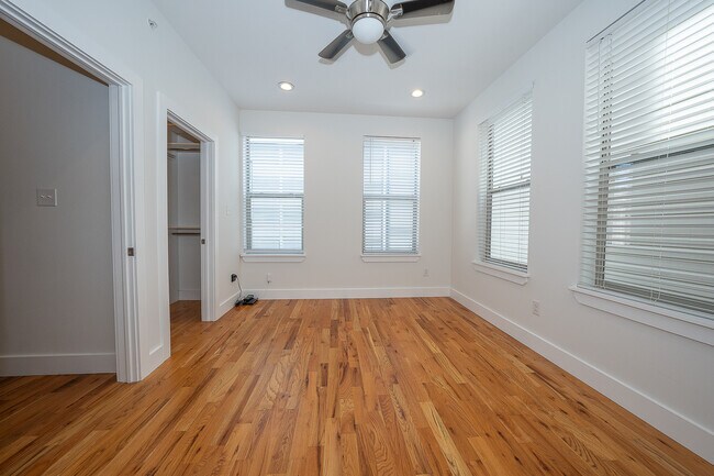 Foto del edificio - 825 N 20th St
