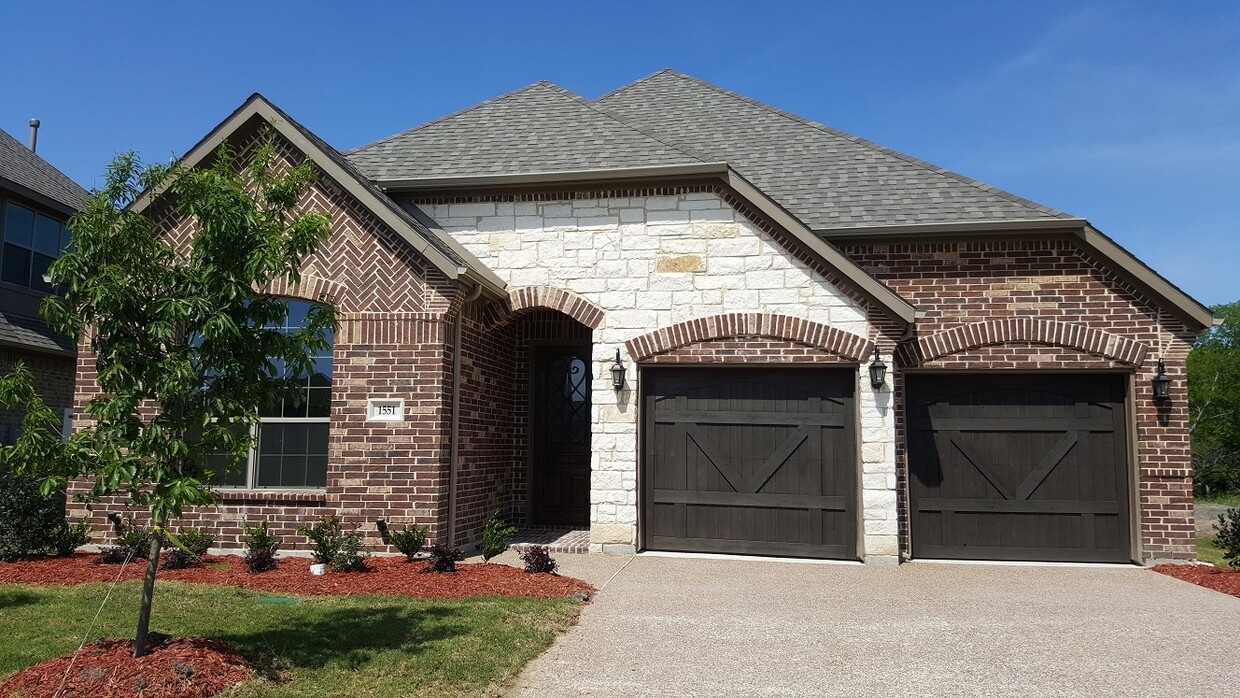 Primary Photo - 1551 Trowbridge Cir