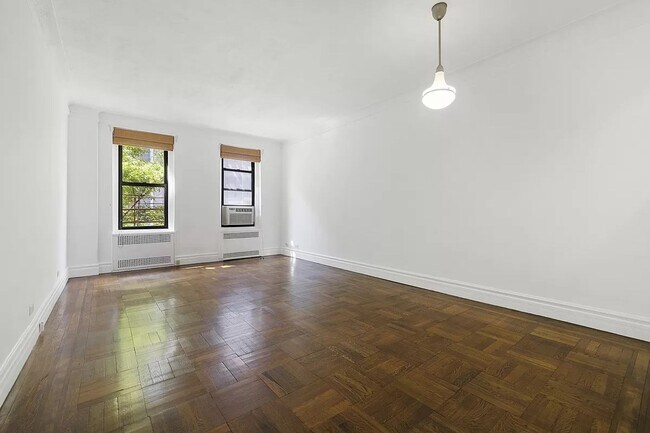 Building Photo - Stunning 1Bedroom 1Bathroom