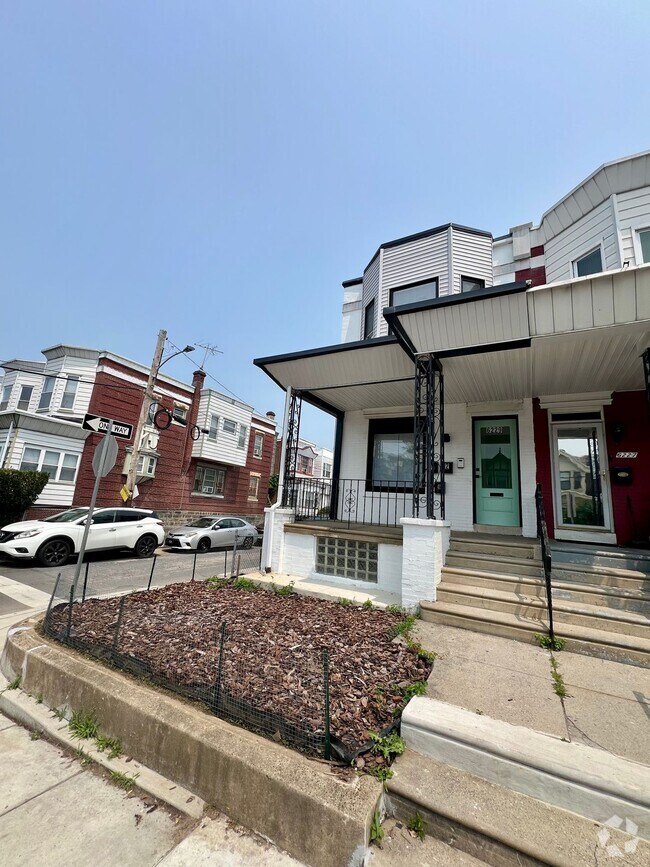 Building Photo - 6229 Spruce St