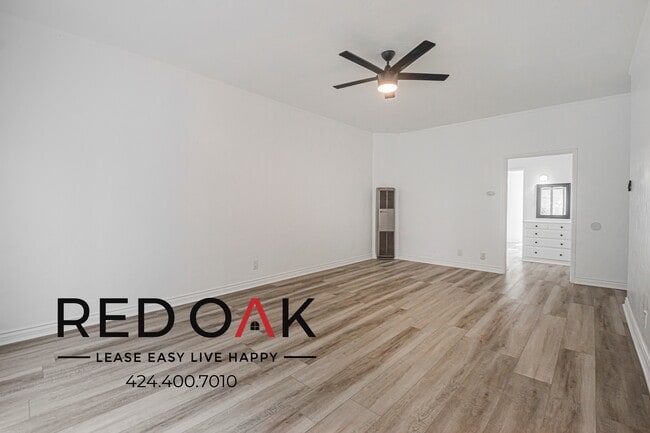 Foto del edificio - 323 E Lomita Ave