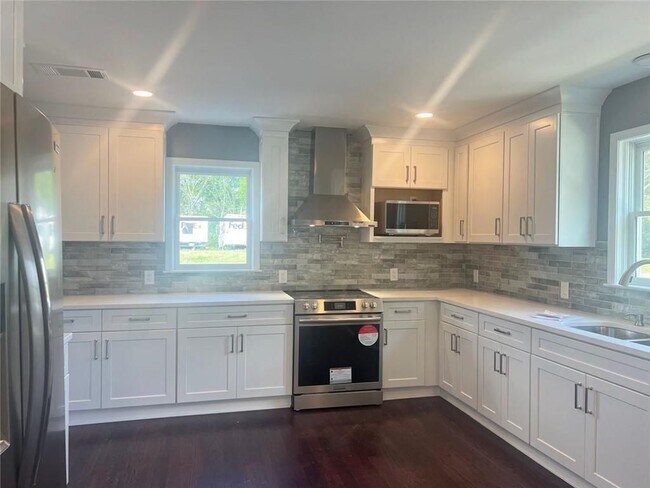 Foto del edificio - 5191 Emory St NW
