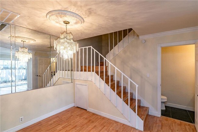 Foto del edificio - 6164 Hidden Oaks St