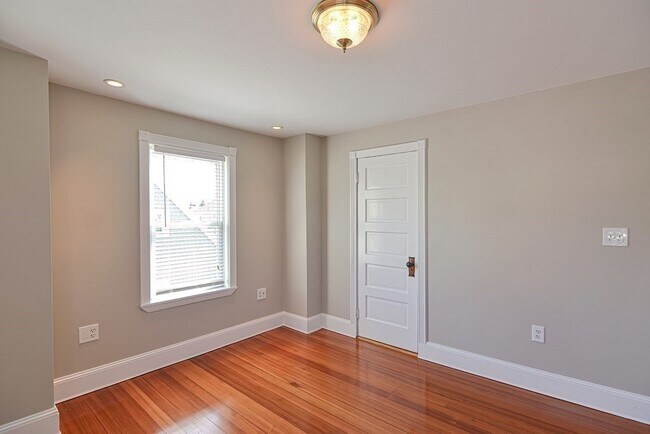Building Photo - 91 Hamden Cir