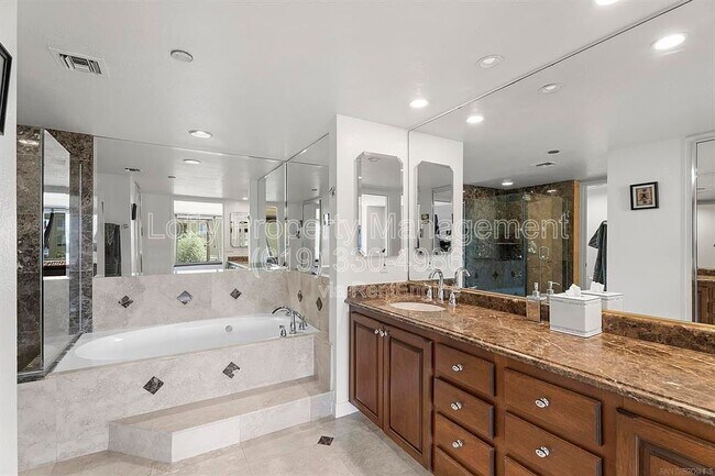 Foto del edificio - 230 W Laurel St